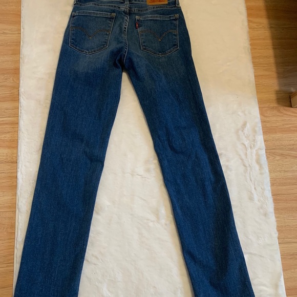 Levi’s 714 dark wash jeans - Picture 4 of 4